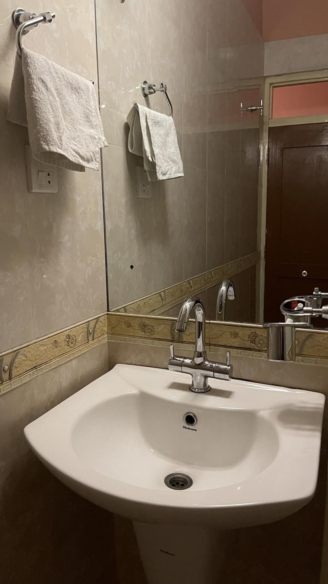 Hotel Valley View Inn Nagarkot Ngoại thất bức ảnh
